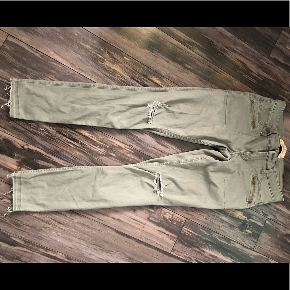 American Eagle super soft cropped pants